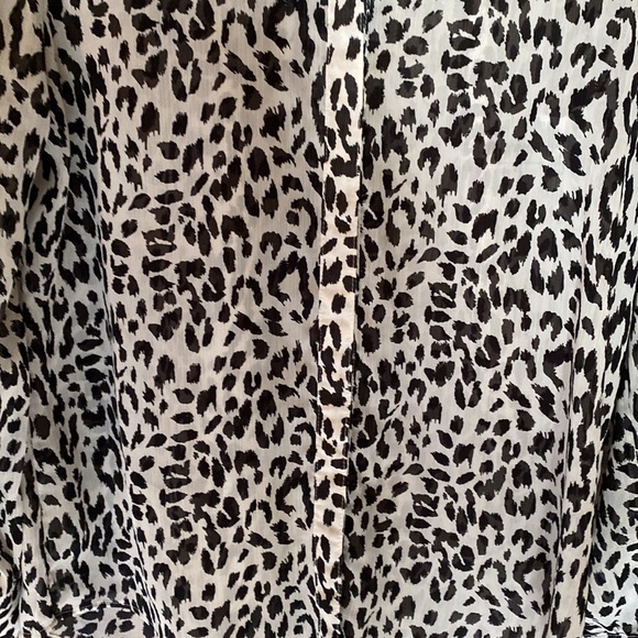 Chico's - Picture 2 of 3